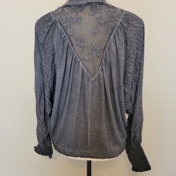 Gimmicks Women S High Neck Dusty Gray Long Dolman Sleeve Top Romantic Lace Bead - Picture 4 of 15